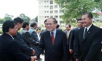 Prosiguen actividades de la delegación parlamentaria vietnamita en Laos