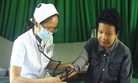 300 víctimas vietnamitas del agente naranja/dioxina han sido desintoxicadas