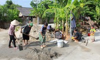 Construcción de vías rurales en Tuyen Quang