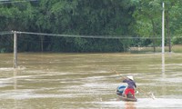 Vietnam reúne ayuda a los damnificados por inundaciones en el norte y centro