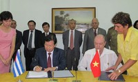 Vietnam y Cuba incrementan cooperación económico- comercial y tecnológica