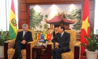 Vietnam cooperará con Bolivia en exploración y explotación de energéticos