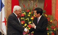 Presidentes de Vietnam y Panamá abogan por incrementar relaciones bilaterales