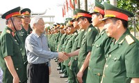 Dirigente partidista en visita de inspección en Binh Phuoc