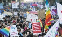 Francia legaliza el matrimonio homosexual