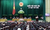 Parlamento vietnamita analiza el balance del presupuesto general