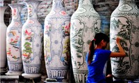 La aldea de la cerámica Bat Trang en los ojos de un periodista francés