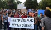 Primer ministro turco promete respetar opiniones del pueblo para evitar manifestaciones