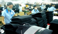 Vietnam renueva sector textil por una integración económica más profunda