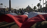 Detractores y seguidores de Mursi calientan ambiente en Egipto