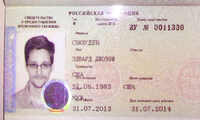 Edward Snowden recibe registro de residencia en Rusia