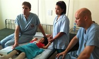 Vietnam y Estados Unidos cooperan en la atención a víctimas de quemadura