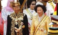 Rey de Malaysia visita Vietnam para consolidar las relaciones fructíferas de cooperación 