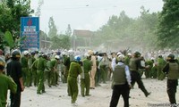 Rueda de prensa sobre la llamada “opresión religiosa” en Nghe An