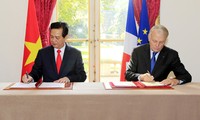Vietnam y Francia innovan sus relaciones de cooperación