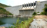 Parlamento analiza informe gubernamental sobre planificación de obras hidroeléctricas 