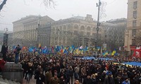 Protestan en Ucrania contra la renuncia al acuerdo con la Unión Europea