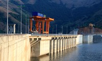 Parlamento vietnamita aprueba Resolución sobre planificación de obras hidroeléctric