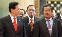 Siguen cultivando las estrechas relaciones Vietnam-Camboya