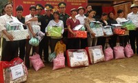 Localidades vietnamitas ayudan a necesitados en ocasión del Tet 