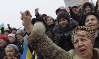 Prosiguen protestas antigubernamentales en Ucrania