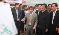 Urge presidente vietnamita desarrollo de economía marítima en Phu Yen