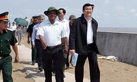 Insta Presidente vietnamita a reforzar diques del mar neurálgicos