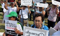 Cosecheros tailandeses prosiguen protestas por programa de subsidio de arroz