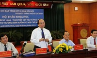 Urgen a perfeccionar mecanismo de economía mercantil de Vietnam