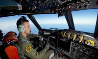 Australia busca objetivos tal vez pertenecientes a avión malayo desaparecido