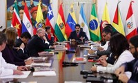 UNASUR llama a deponer acciones violentas en Venezuela