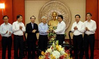 Líder partidista trabaja en Phu Tho
