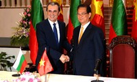 Primer ministro de Bulgaria sostiene conversaciones con máximos dirigentes de Vietnam en Hanoi