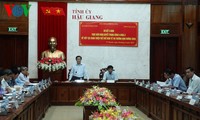 Vietnam perfecciona mecanismos de economía de mercado socialista