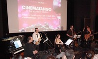 Cinematango, al son del Malbec argentino, en Hanoi