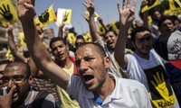 Egipto condena a prisión a otros 42 seguidores de Mursi