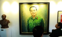 Exposiciones de fotos sobre Dien Bien Phu y el general Vo Nguyen Giap