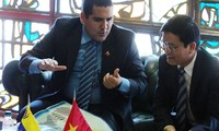 Venezuela y Vietnam revisarán acuerdos de cooperación