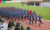 Mitin y desfile militar en conmemoración de los 60 años de la victoria de Dien Bien Phu