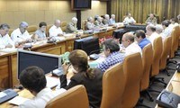 Gobierno cubano evalúa directivas del programa de desarrollo económico