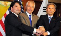 Estados Unidos, Japón y Corea del Sur discuten tema de Corea del Norte