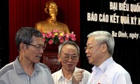 Líder partidista vietnamita se reúne con votantes de Hanói