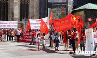 Vietnamitas en Austria marchan para protestar provocaciones chinas en Mar Oriental