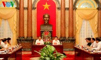 El presidente vietnamita se reúne con la Corte Popular Suprema