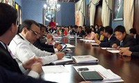 Venezuela y China promueven cooperación en economía y comercio