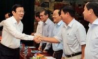 Presidente vietnamita: Hai Phong debe promover la economía marítima