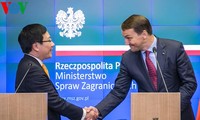 Vietnam y Polonia afianzan relaciones de amistad y cooperación integral