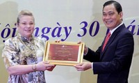 Recibe Vietnam reconocimiento de la UNESCO por textos reales