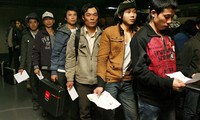 Vietnam establece líneas directas para atender a sus ciudadanos en Libia