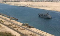 Egipto planea construir nuevo canal a lo largo del Suez
